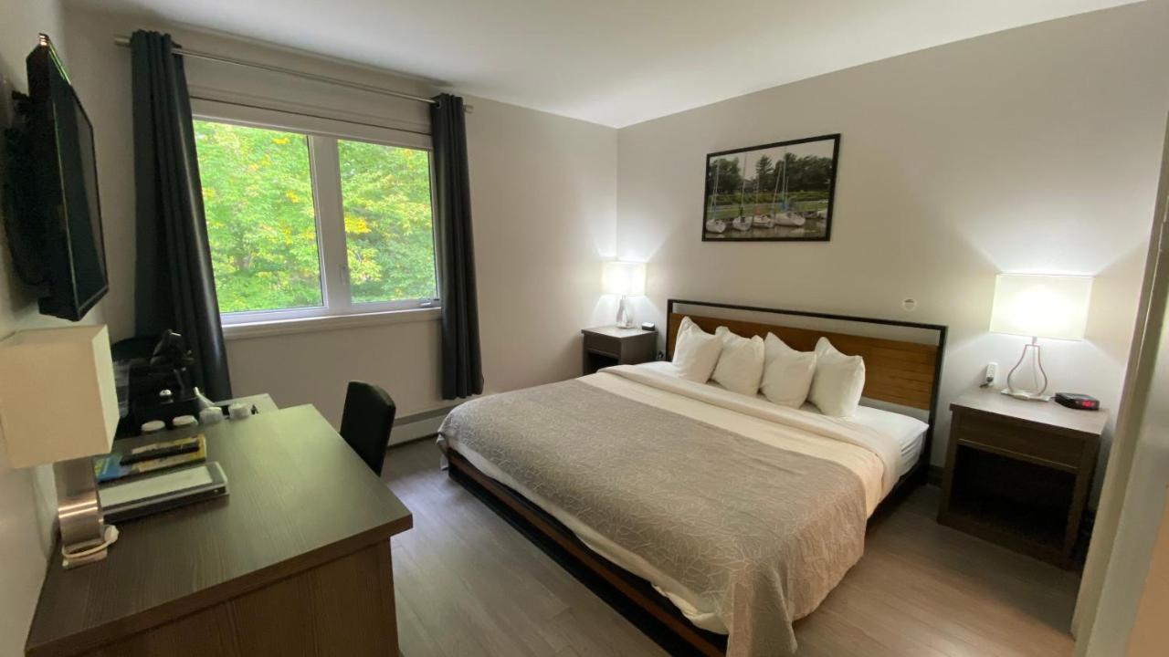 Amber Hotel Grand Bend Eksteriør billede