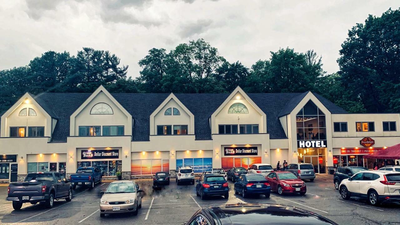 Amber Hotel Grand Bend Eksteriør billede